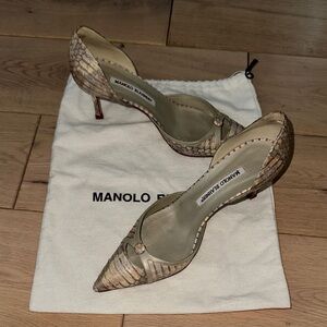 Manolo Blahnik Taupe Snakeskin Heels